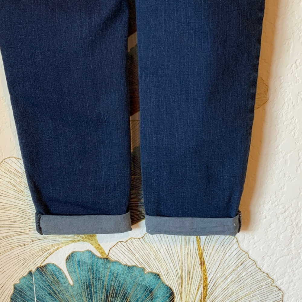 Chico’s Ankle Floral Jeans - Picture 4 of 7